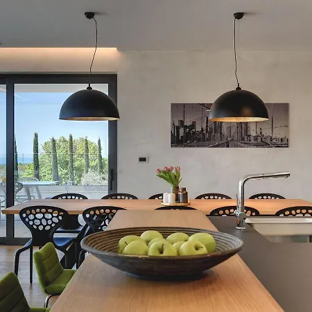 In Salvela With Pool And Sea Views * Vodnjan