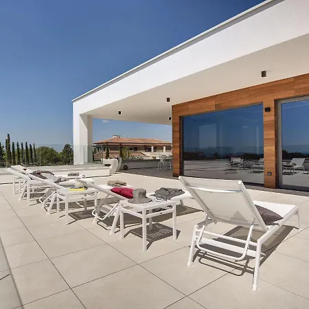 In Salvela With Pool And Sea Views Villa *