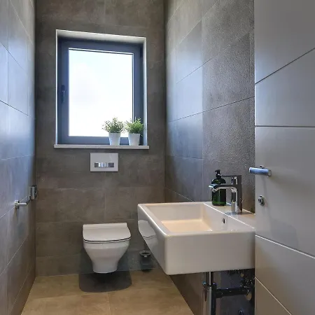 Luxury In With Swimming Pool Villa *