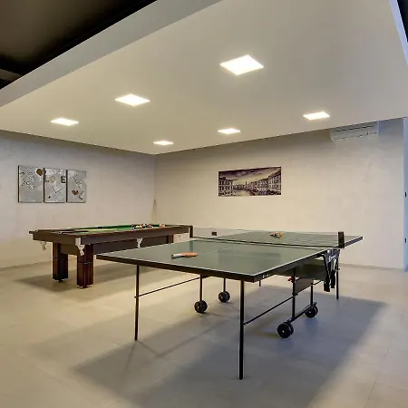 In Salvela With Pool And Sea Views Villa
